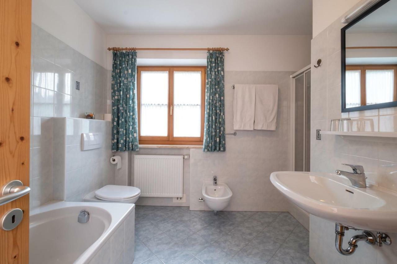 Mantingerhof Apartments Funes  Ngoại thất bức ảnh